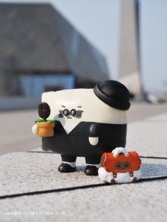 眼黑黑不太冷-资料图