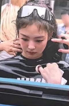 九周年wvs抽选卡 妮