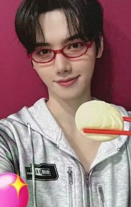 hl1.0 6 眼镜饺子ver.