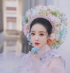 刘玥霏