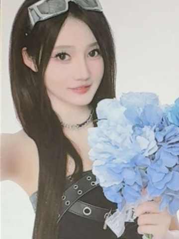 周是汝 25青春盛典场限纪念小卡 ver.B