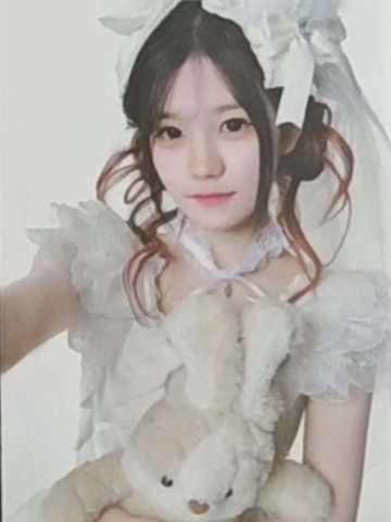 徐钰清 25青春盛典场限纪念小卡 ver.B