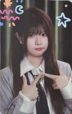 白佳媛 modern flash春季表情包卡