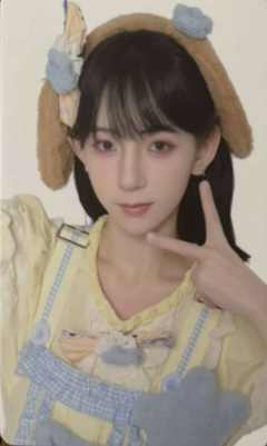 齐灵泉 25青春盛典场限纪念小卡 ver.C