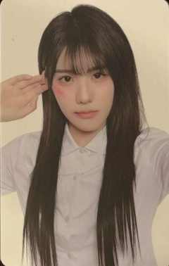何林燕 25青春盛典场限纪念小卡 ver.C