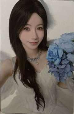 李秋月 25青春盛典场限纪念小卡 ver.C