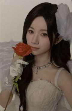 李秋月 25青春盛典场限纪念小卡 ver.B