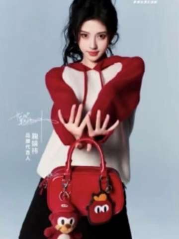 AVIA爱威亚代言小卡3.0 ver.B