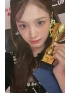 世巡dvd wm签售 勾