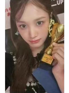 世巡dvd wm签售 勾