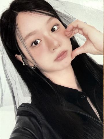 SnackPaper黑钻女孩氛围自拍卡 Ver.A