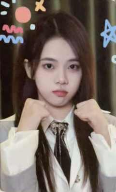 陈诗莹 modern flash春季表情包卡