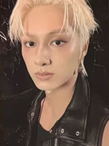 yzy北京签售卡 俊