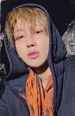 yzy北京签售卡 八