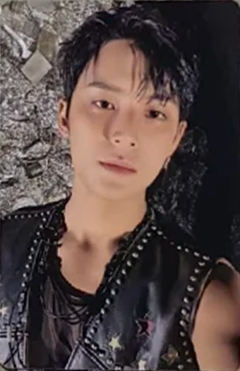 yzy北京签售卡 奎