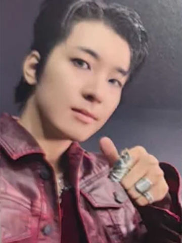 yzy北京签售卡 圆