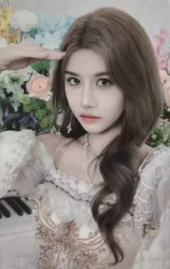 朱怡欣《秋欧》主题小卡 ver.C