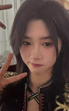 李婷《B·RISE梦之门》小卡