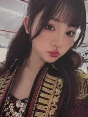 钟郭菲杨《B·RISE梦之门》小卡