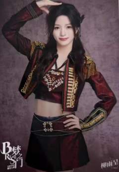 柳雨呈《B·RISE梦之门》生写ver.B