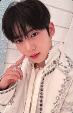 专卡9 FAIRYTALE ver.B