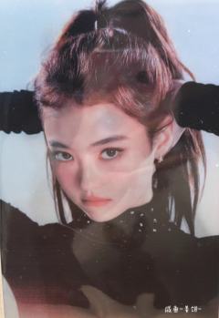 el日本快闪变换卡ella