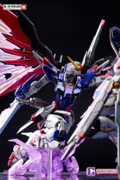 BN FIGURE DX 机动战士高达 vol.3 STRIKE FREEDOM GUNDAM VS DESTINY GUNDAM-资料图