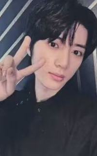 yzy上海签售3
