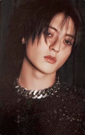 baby玩偶满额卡 头