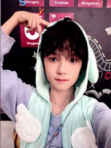 25台历单人款小卡 智恩涵ver.A