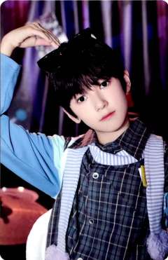 25台历单人款小卡 智恩涵ver.D