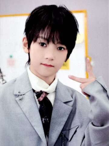 25台历单人款小卡 智恩涵ver.C