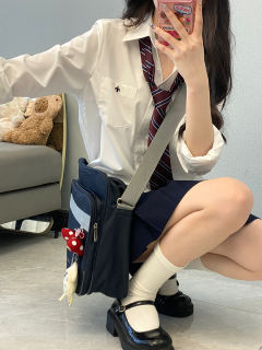 纯色衬衫-资料图