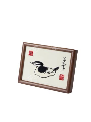 鸭刺绣画