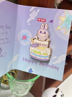 十月会员生日月限定徽章-资料图