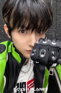 朴准一 星球卡8.0