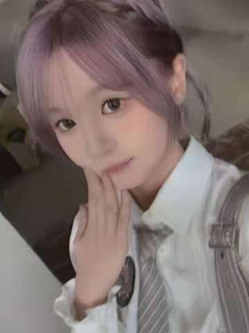 黄宣绮 B·RISE梦之门主题小卡 ver.A