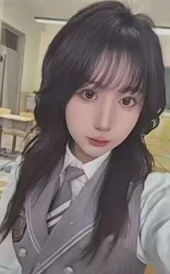 张宸祎 B·RISE梦之门主题小卡 ver.A