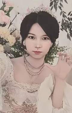 龙亦瑞《秋欧》主题小卡 ver.A