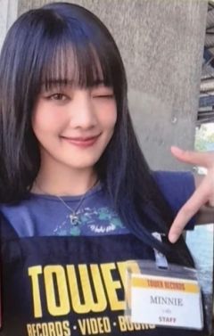 塔店涩谷幸运卡 妮