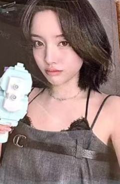 iminitv广州签售中选 允