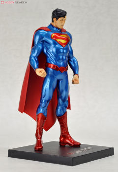 DC Comics New 52 ARTFX+ 超人-资料图