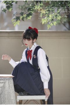 白雪姬·套装-资料图