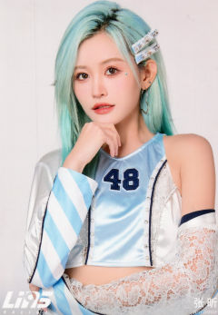 张昕  95LINE 巡演生写 ver.B