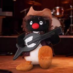 45周年限定VINTAGE OOTD系列毛绒-资料图