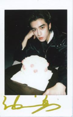 睿士杂志拍立得 ver.B