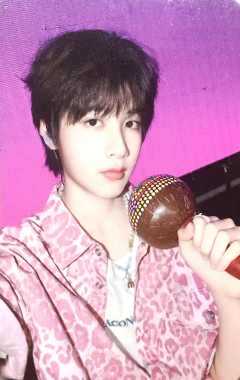 肆意少年见面会单人款小卡 子宸ver.B