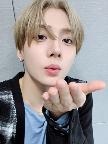 多乐之日蛋糕卡1 吹蜡烛ver.