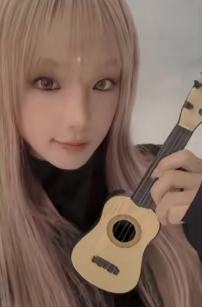 场周随机卡 琦 自拍ver.B