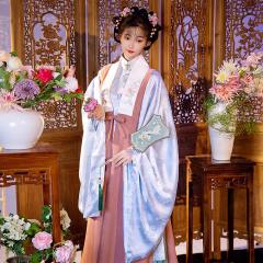 塞北昭-资料图
